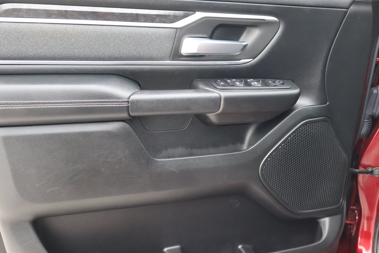 Used 2020 RAM 1500 Big Horn AWD/4WD image 9