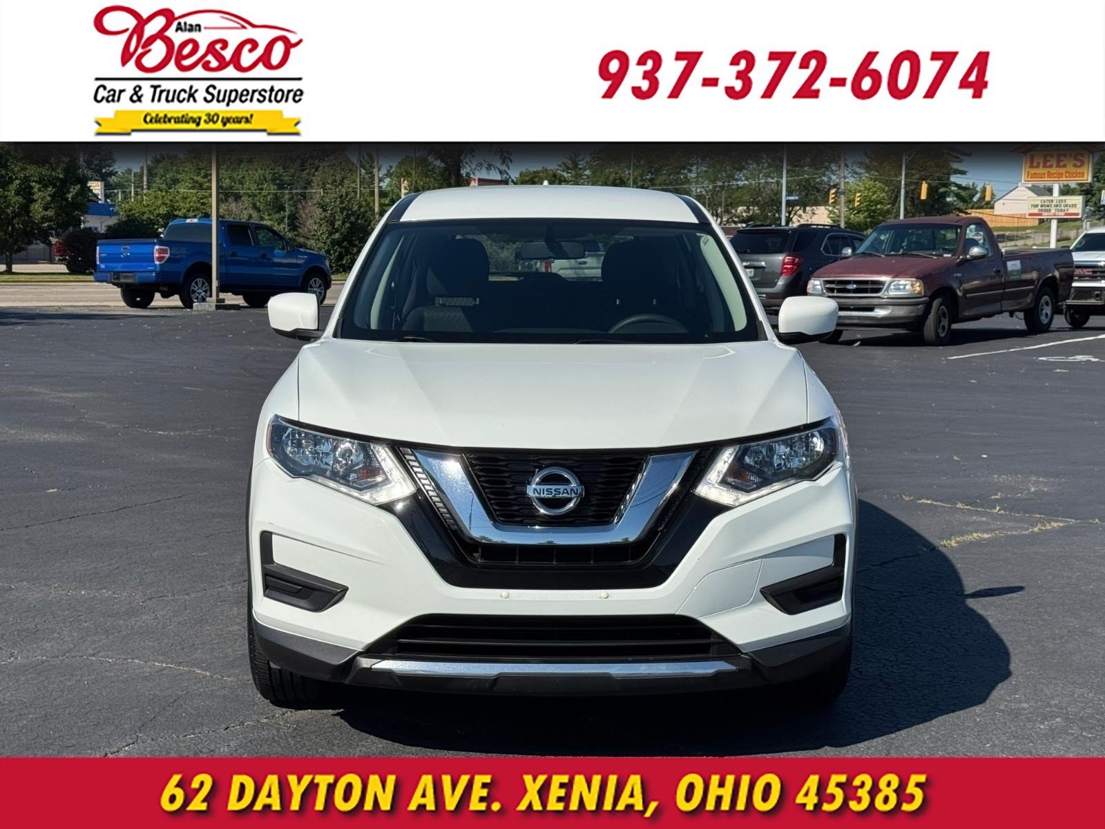 Used 2017 Nissan Rogue S AWD/4WD image 2