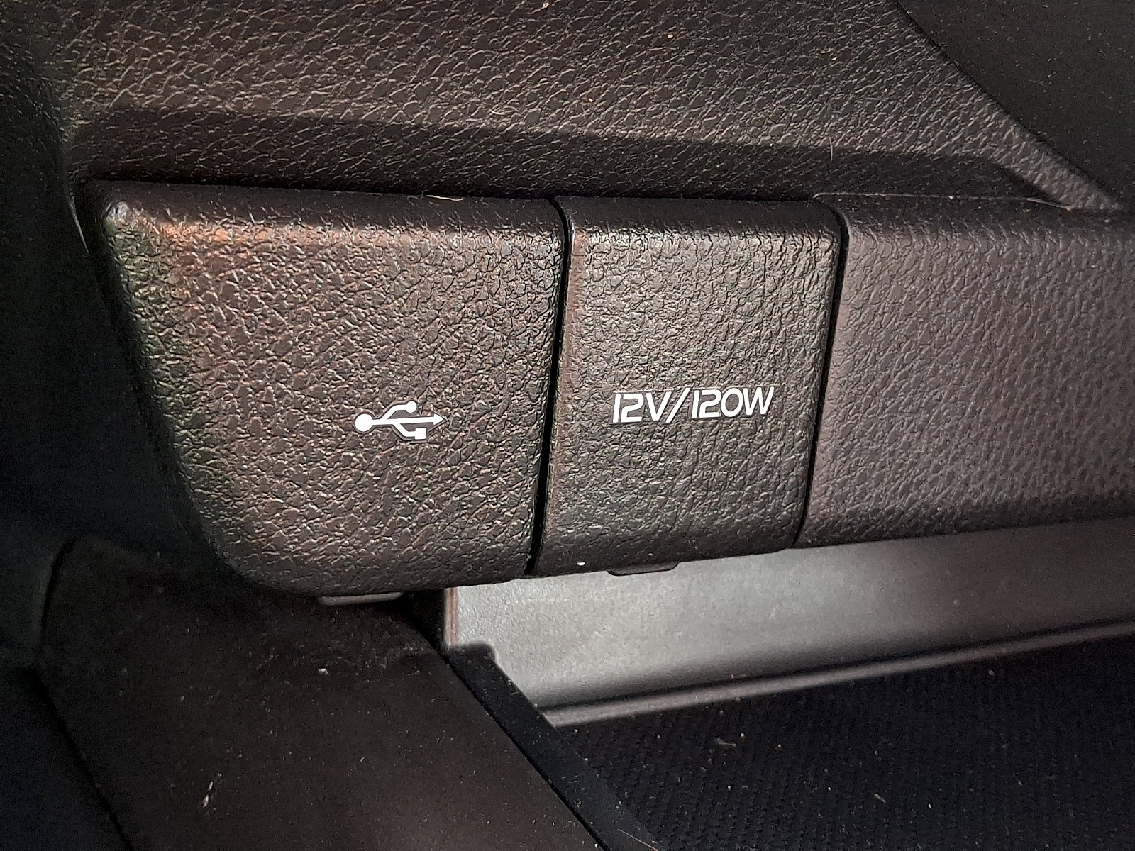 Used 2021 Toyota Camry SE FWD image 26