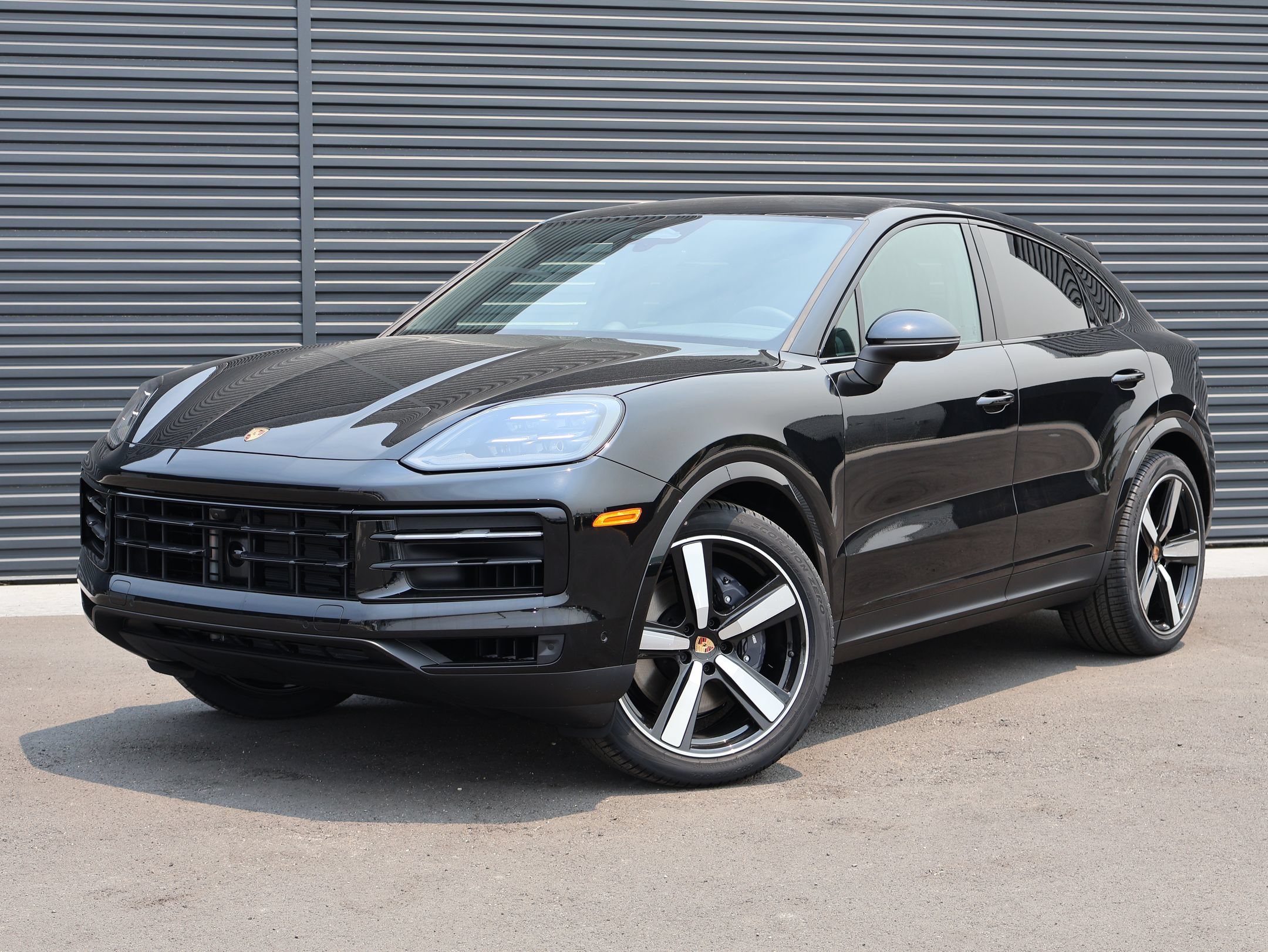 New 2026 Porsche Cayenne Coupe AWD/4WD image 1