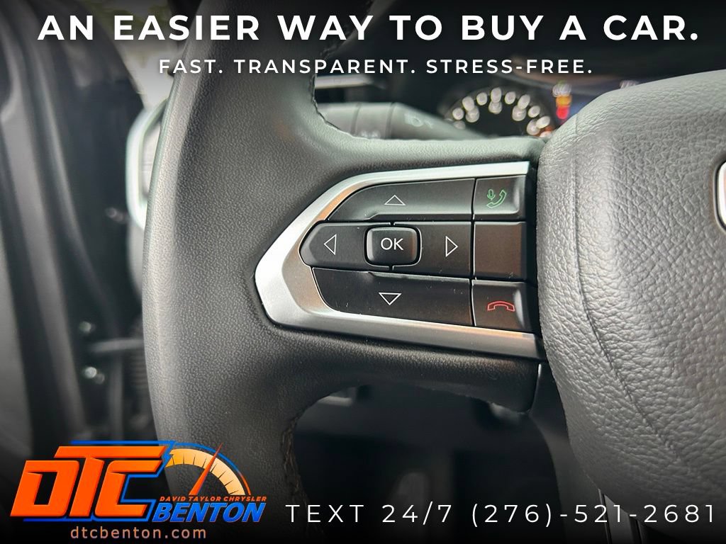 Used 2024 Jeep Compass Latitude AWD/4WD image 16