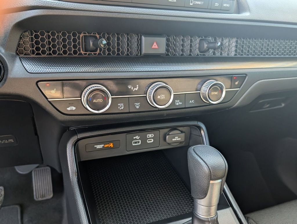 Used 2024 Honda CR-V EX image 32