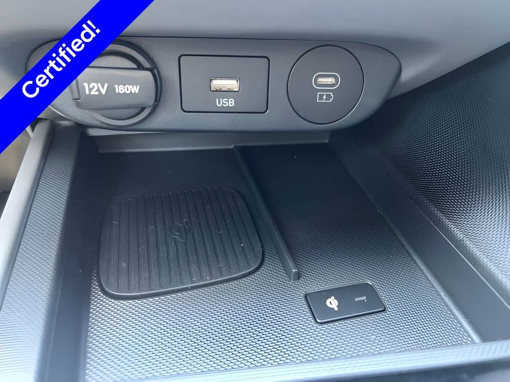 Used 2025 Hyundai Elantra Sport FWD image 18