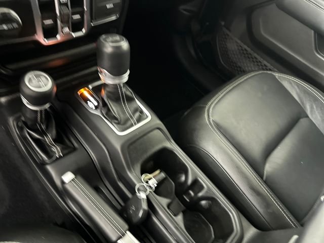 Used 2022 Jeep Wrangler Unlimited Sahara w/ Cold Weather Group image 20