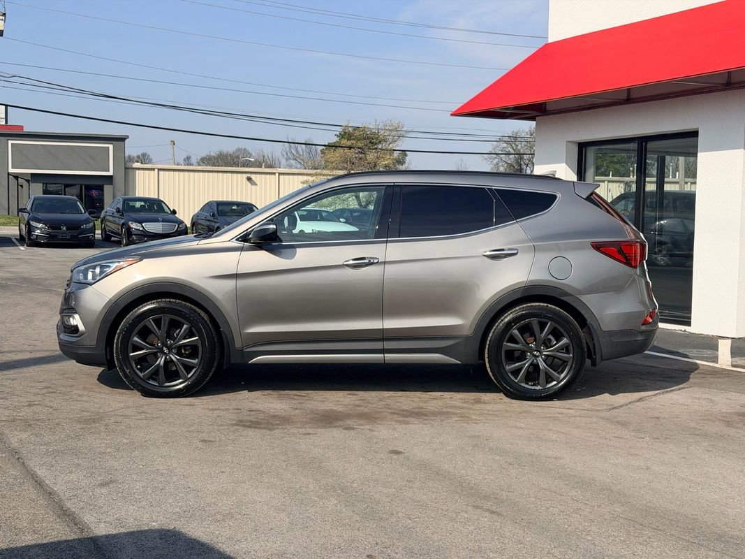 Used 2017 Hyundai Santa Fe Sport image 3