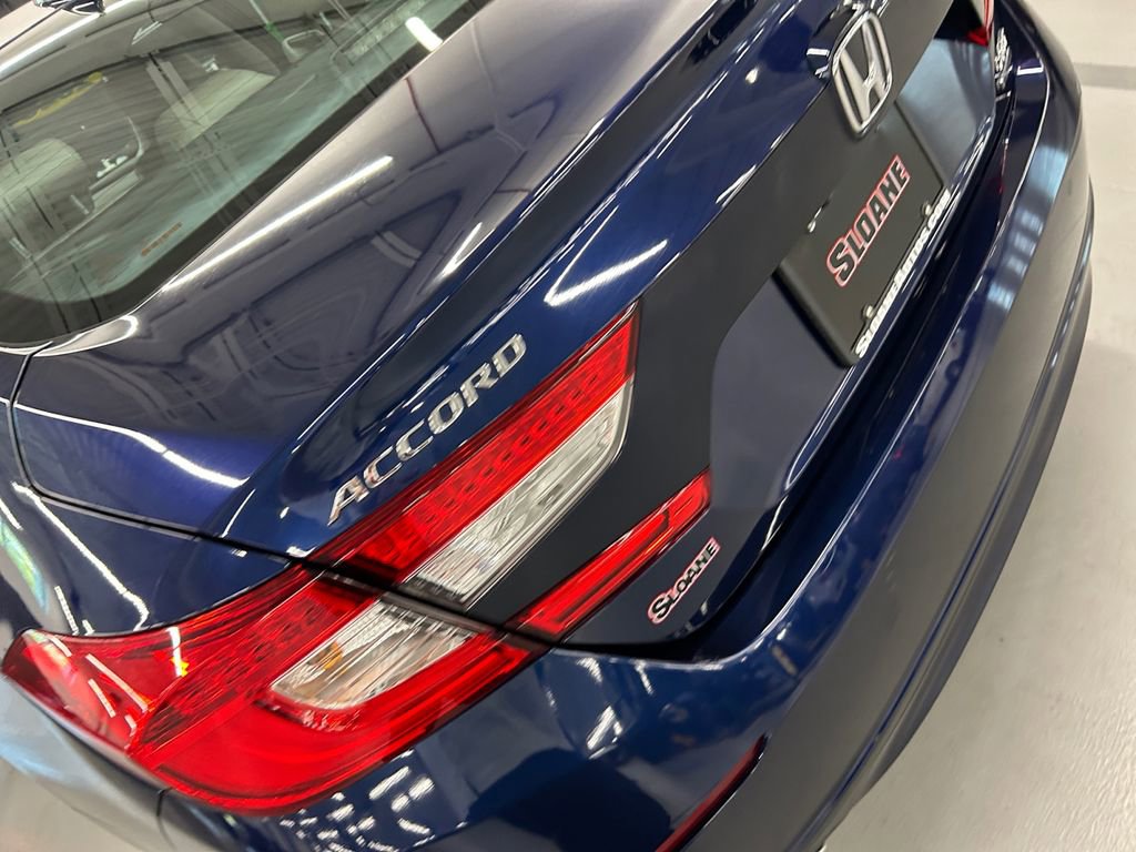 Used 2020 Honda Accord Touring image 19
