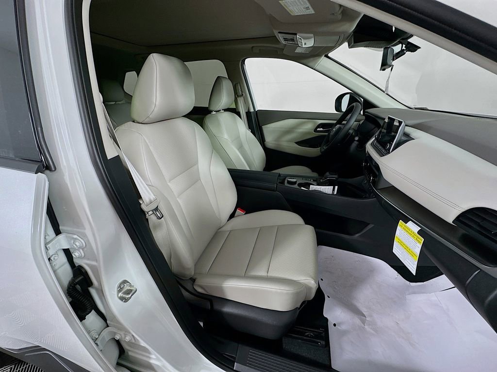 New 2026 Nissan Rogue SV image 36