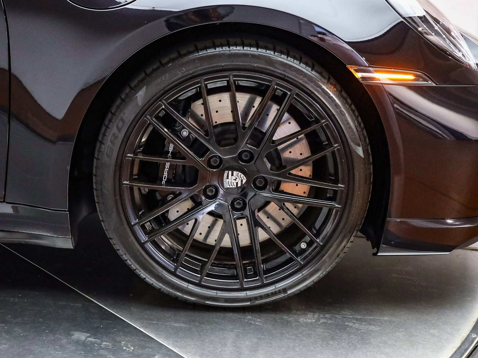 Used 2022 Porsche 911 Turbo image 13