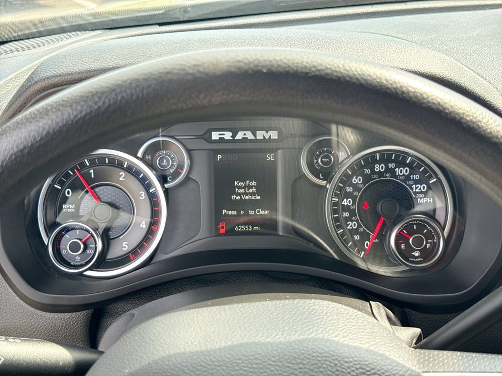 Used 2022 RAM 2500 Big Horn AWD/4WD image 24