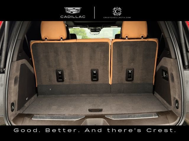 Certified 2024 Cadillac Escalade Sport w/ LPO, ONYX Package AWD/4WD image 29