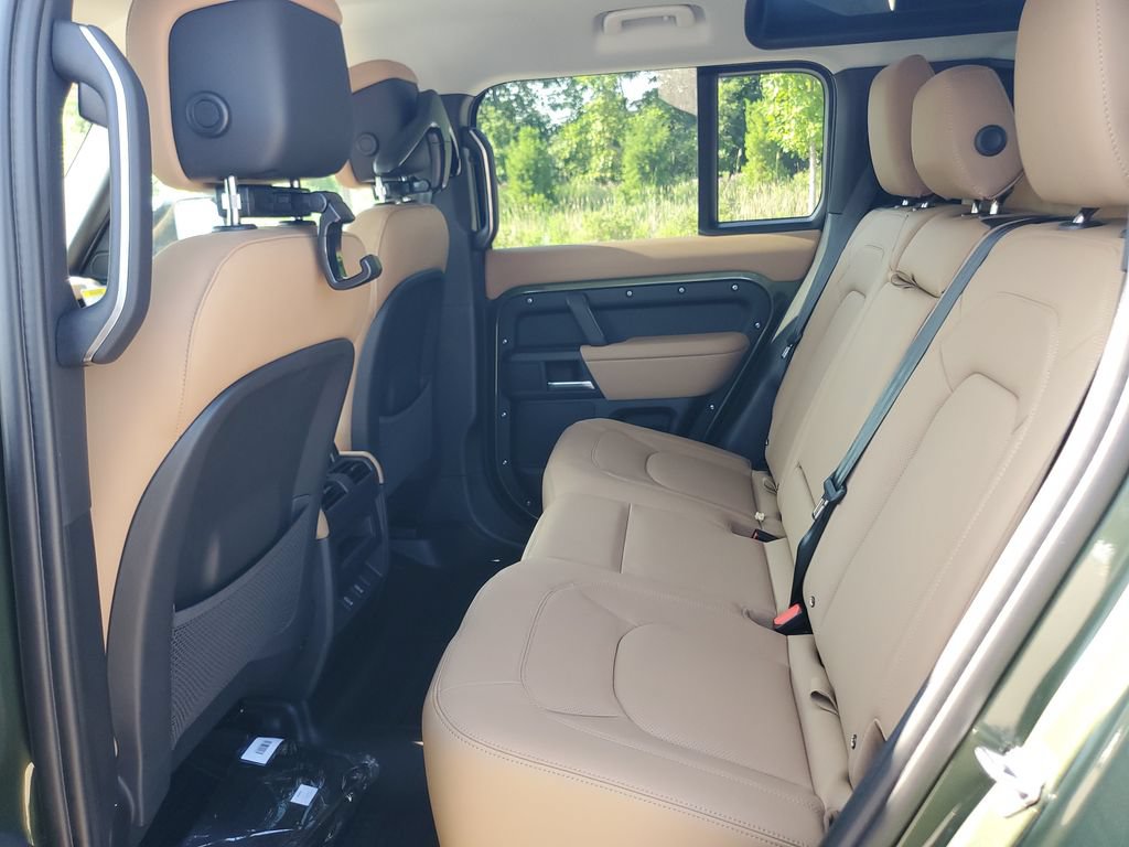New 2026 Land Rover Defender 110 S AWD/4WD image 24