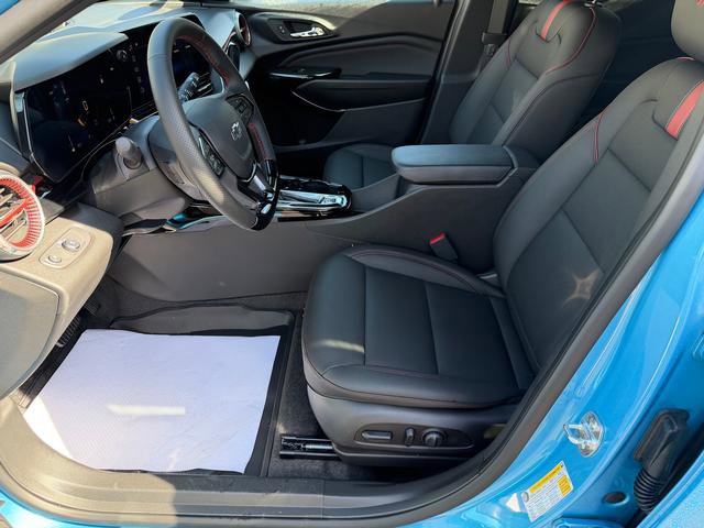 New 2025 Chevrolet Trax RS w/ Driver Confidence Package image 5