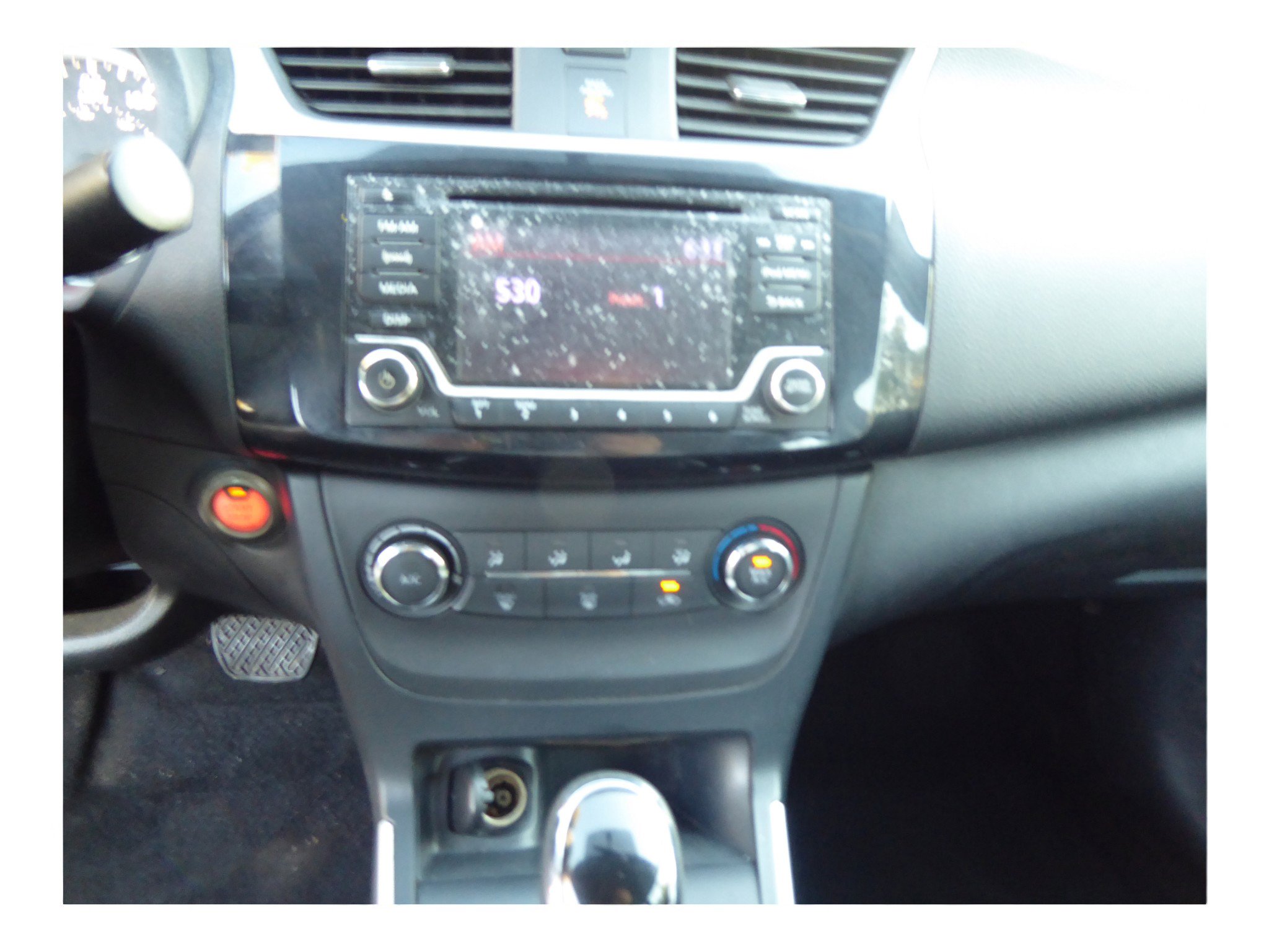 Used 2017 Nissan Sentra SV image 14