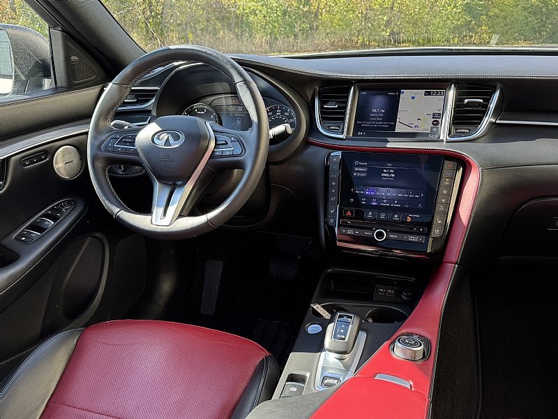 Used 2024 INFINITI QX50 Sport AWD/4WD image 11