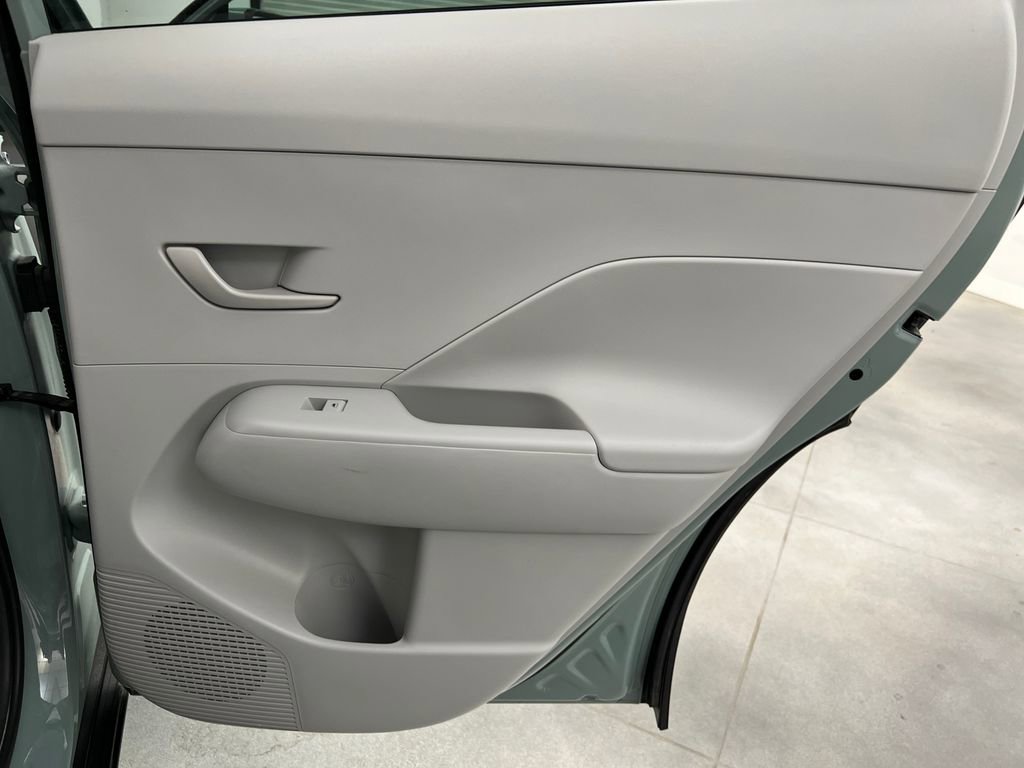Used 2025 Hyundai Kona SEL FWD image 19