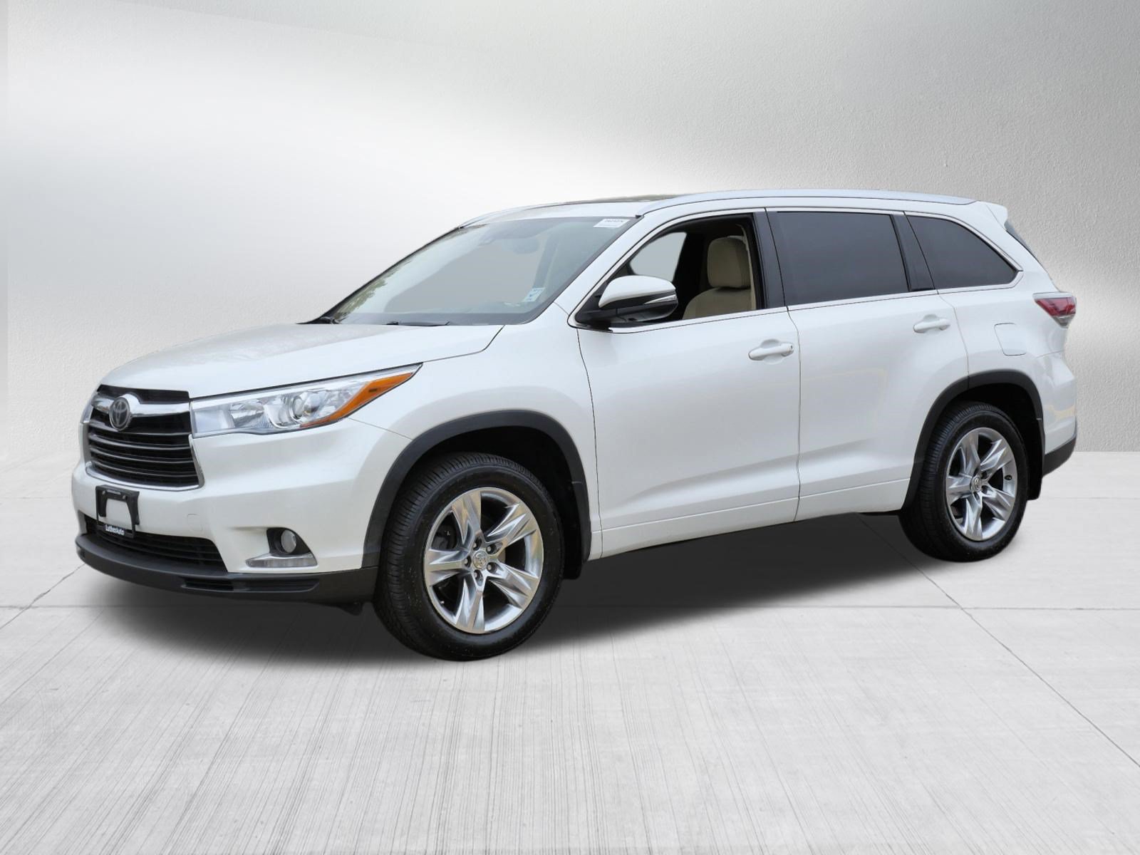 Used 2015 Toyota Highlander Limited Platinum AWD/4WD image 3
