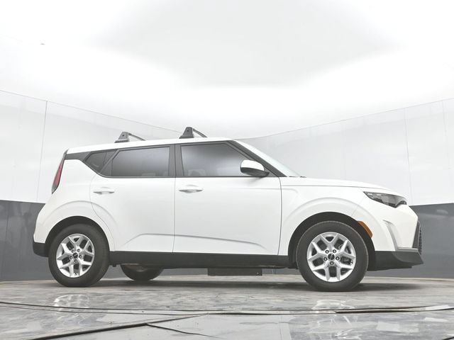 Used 2024 Kia Soul LX w/ Option Group 015 FWD image 46