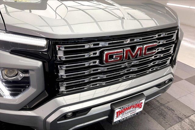 Used 2023 GMC Canyon Denali image 30