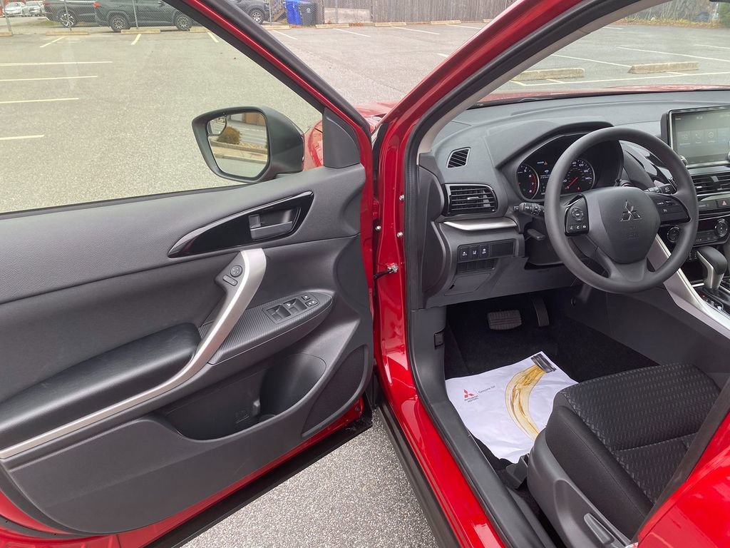 New 2026 Mitsubishi Eclipse Cross LE image 10