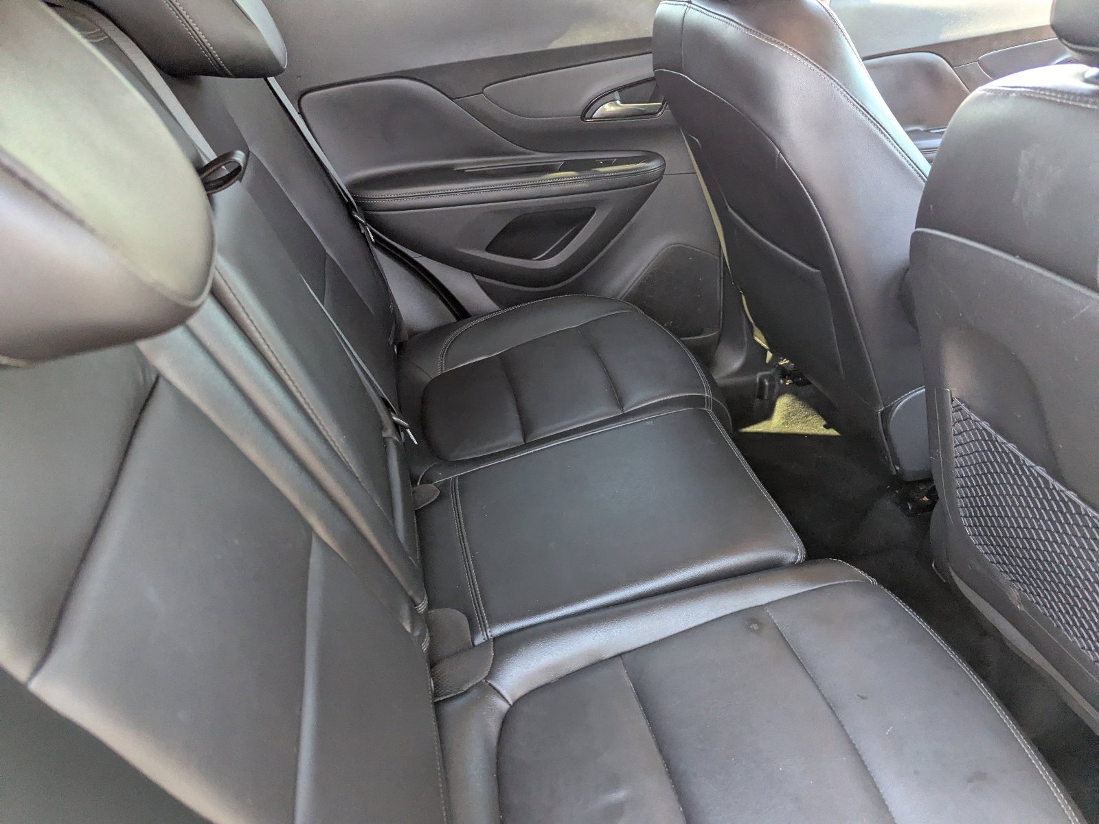 Used 2019 Buick Encore Essence w/ Experience Buick Package image 14