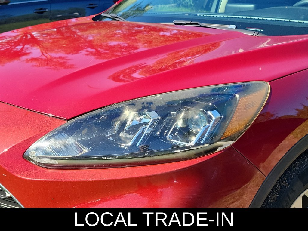 Used 2020 Ford Escape SE FWD image 2