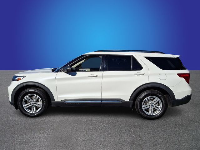 Used 2022 Ford Explorer XLT w/ Equipment Group 202A AWD/4WD image 7