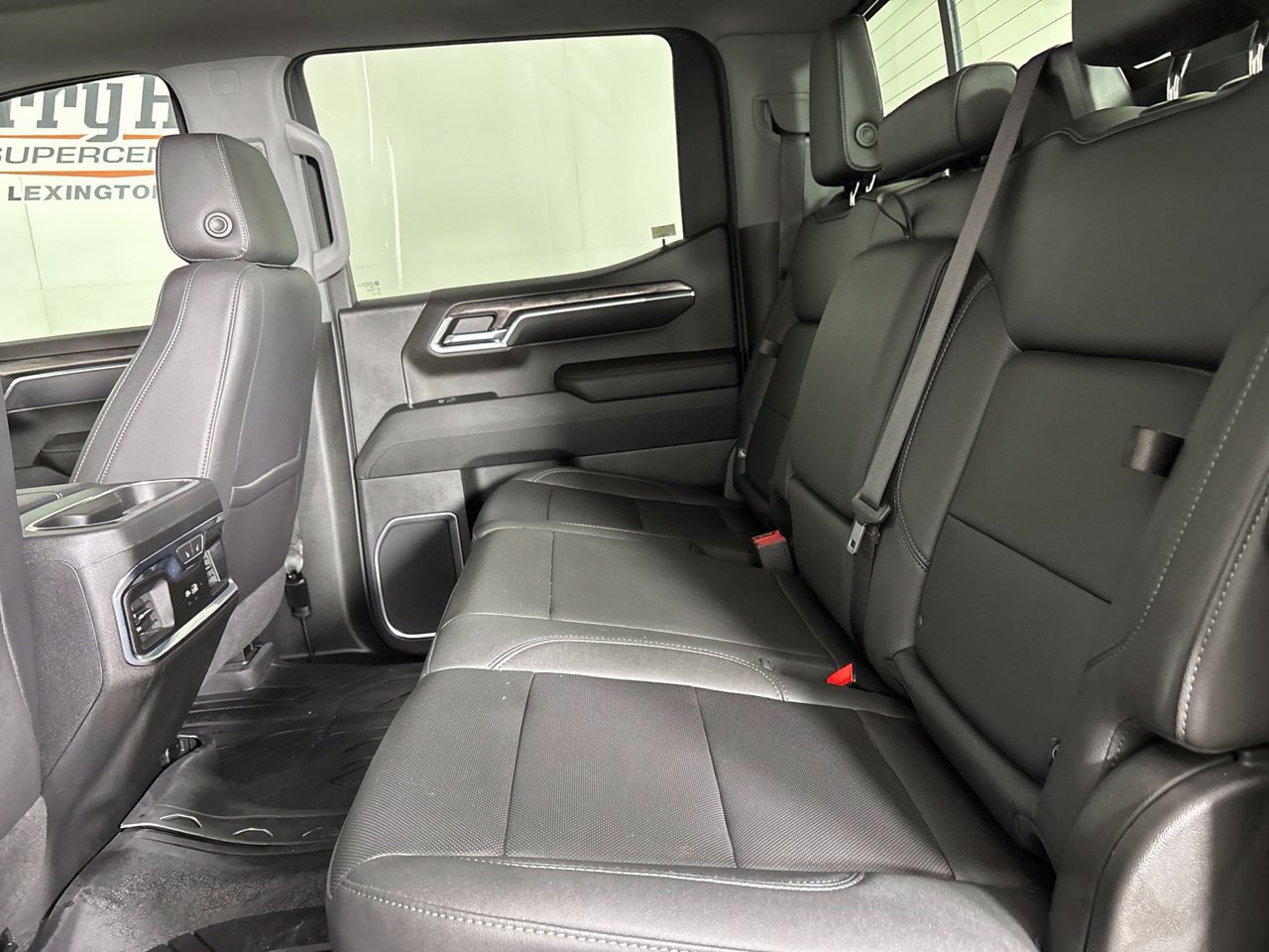 Used 2023 Chevrolet Silverado 1500 LTZ w/ LTZ Premium Package AWD/4WD image 22