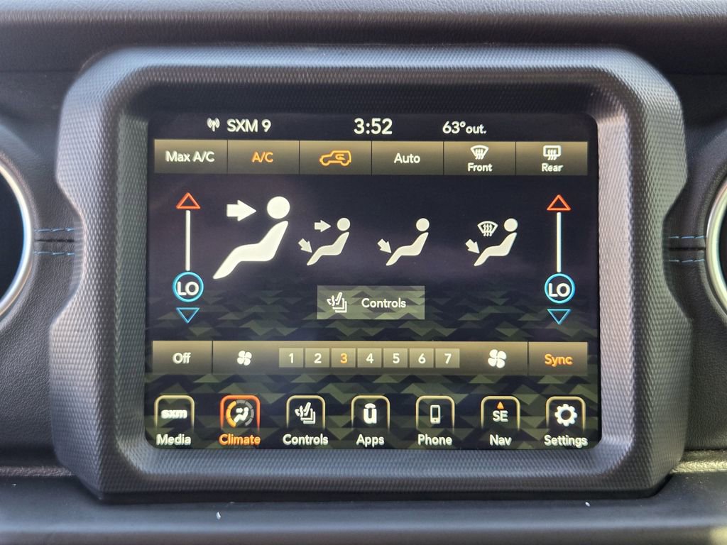 Used 2021 Jeep Wrangler Unlimited Rubicon 4xe w/ Steel Bumper Group image 18