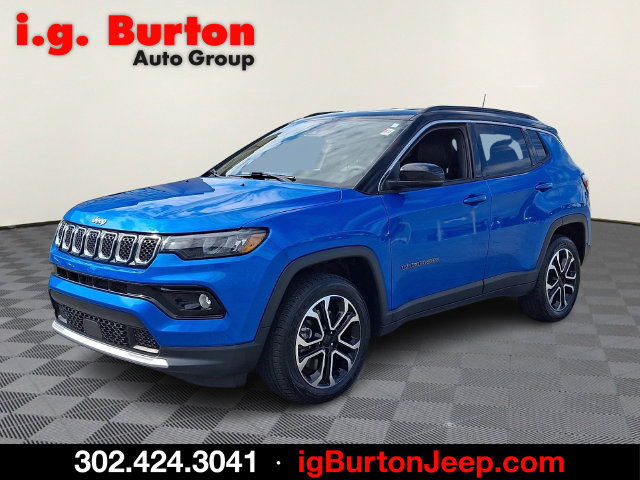 Used 2024 Jeep Compass Limited AWD/4WD image 3