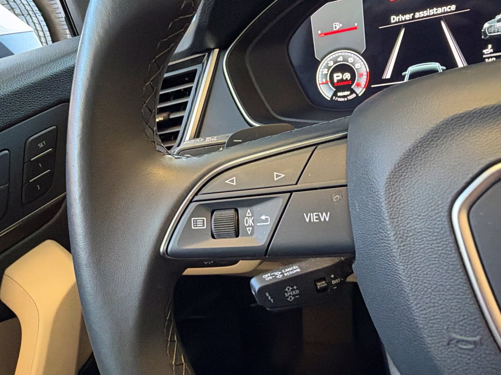 Used 2022 Audi Q5 2.0T Premium Plus w/ Premium Plus Package AWD/4WD image 19