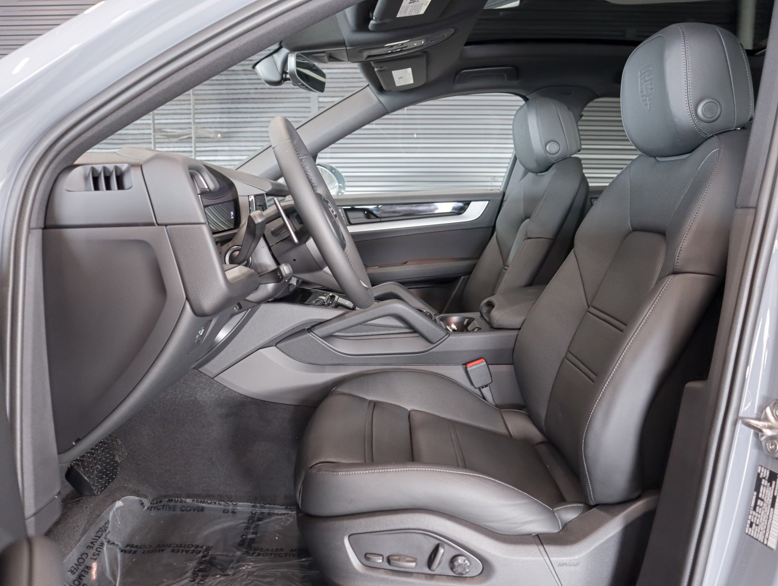 New 2026 Porsche Cayenne Coupe image 5