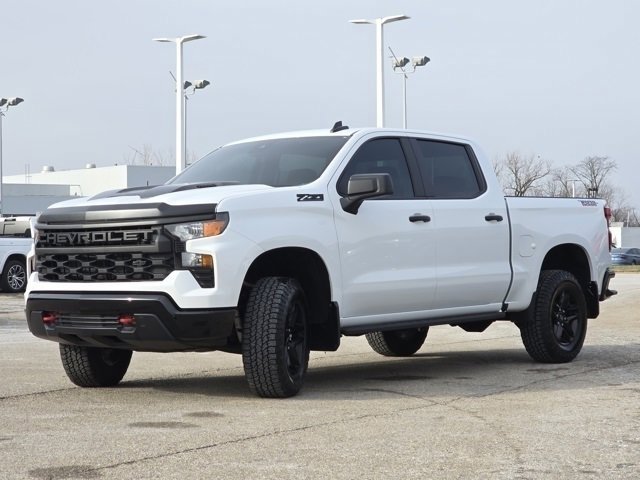 Used 2025 Chevrolet Silverado 1500 Custom Trail Boss w/ LPO, Dark Essentials Package image 24