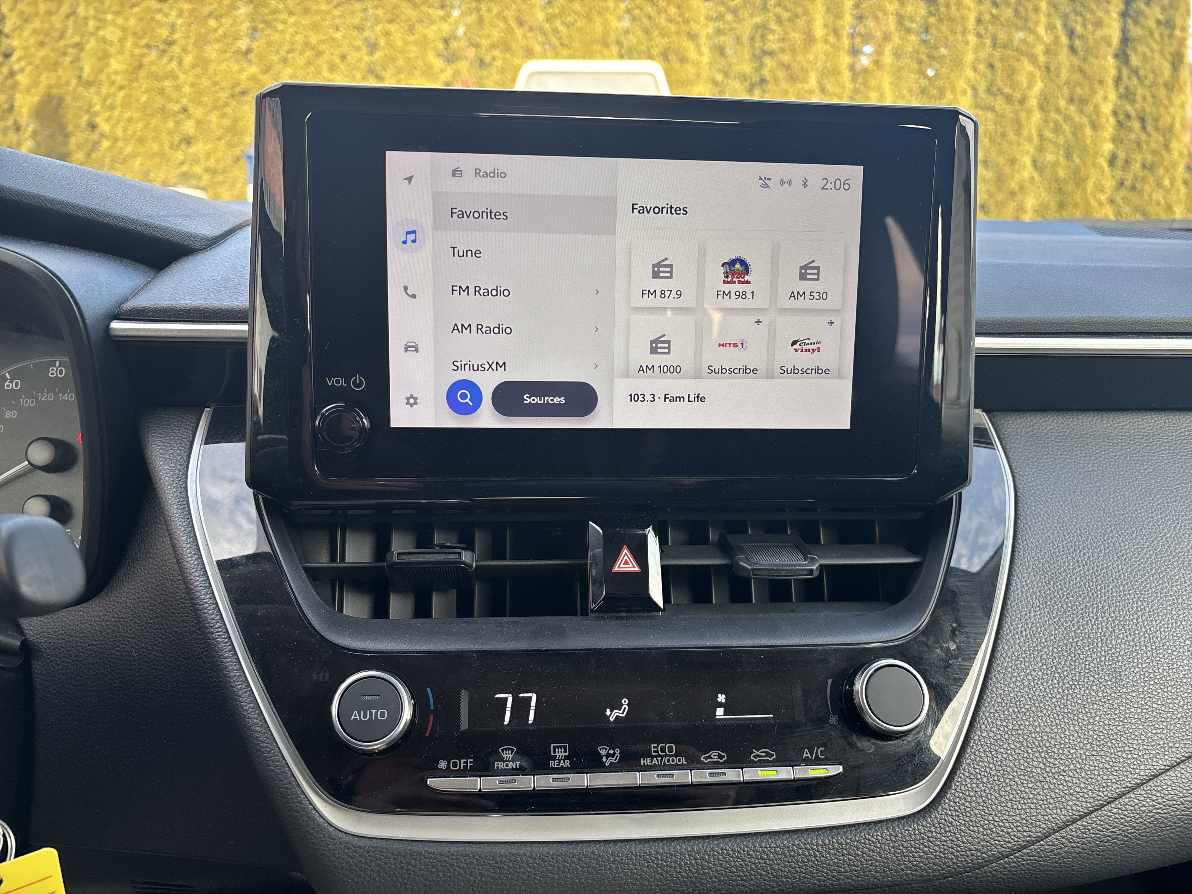 Certified 2024 Toyota Corolla LE image 25