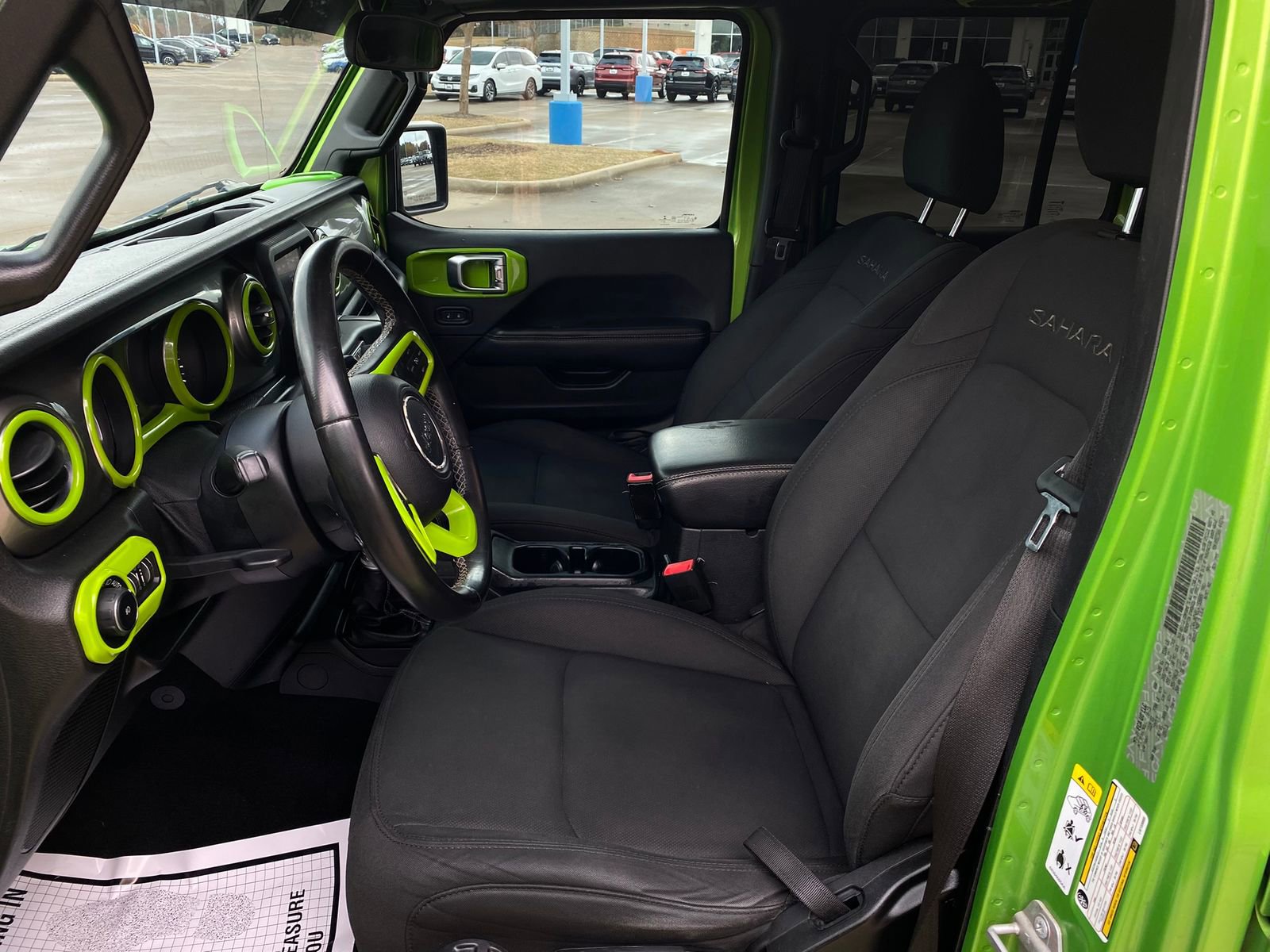 Used 2020 Jeep Wrangler Unlimited Sahara image 10