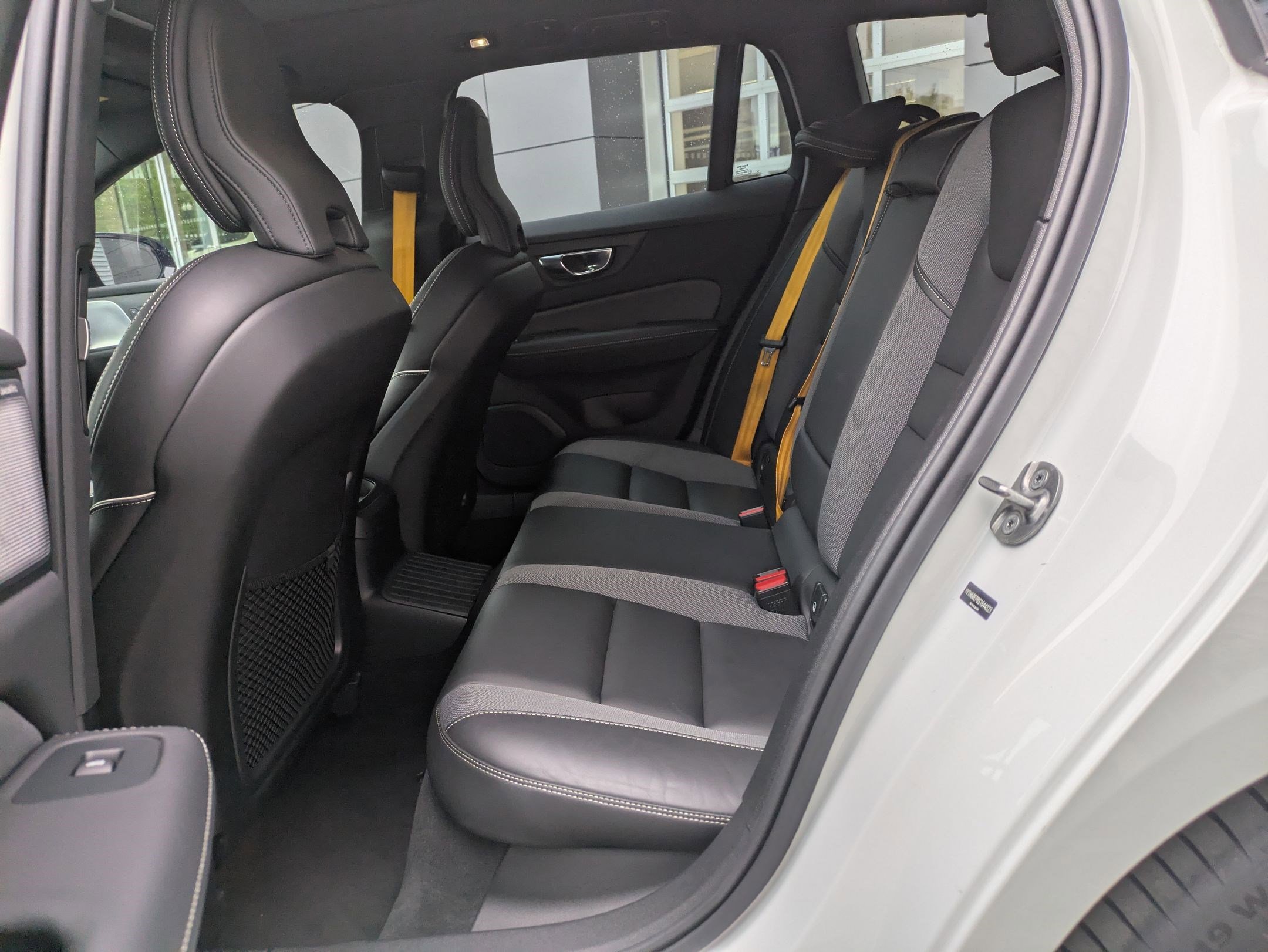 Used 2025 Volvo V60 T8 Polestar image 26