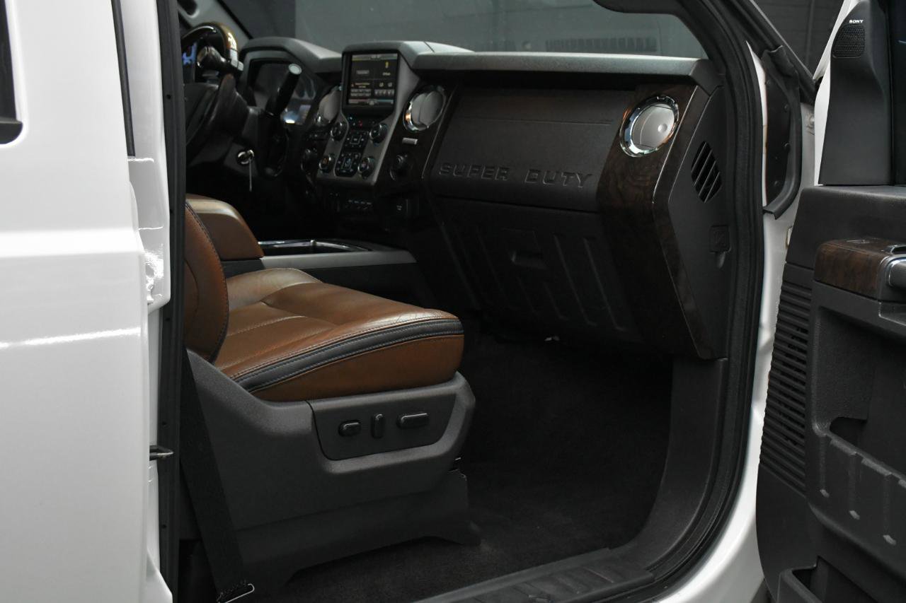 Used 2016 Ford F250 Platinum w/ FX4 Off-Road Package AWD/4WD image 40