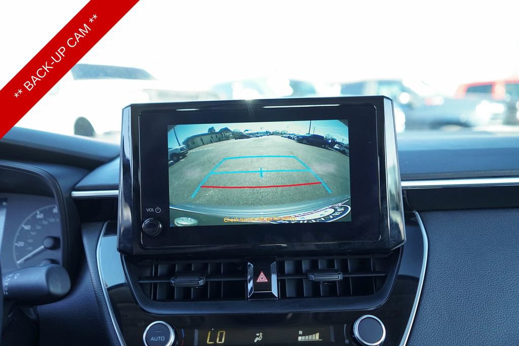 Used 2025 Toyota Corolla LE image 18