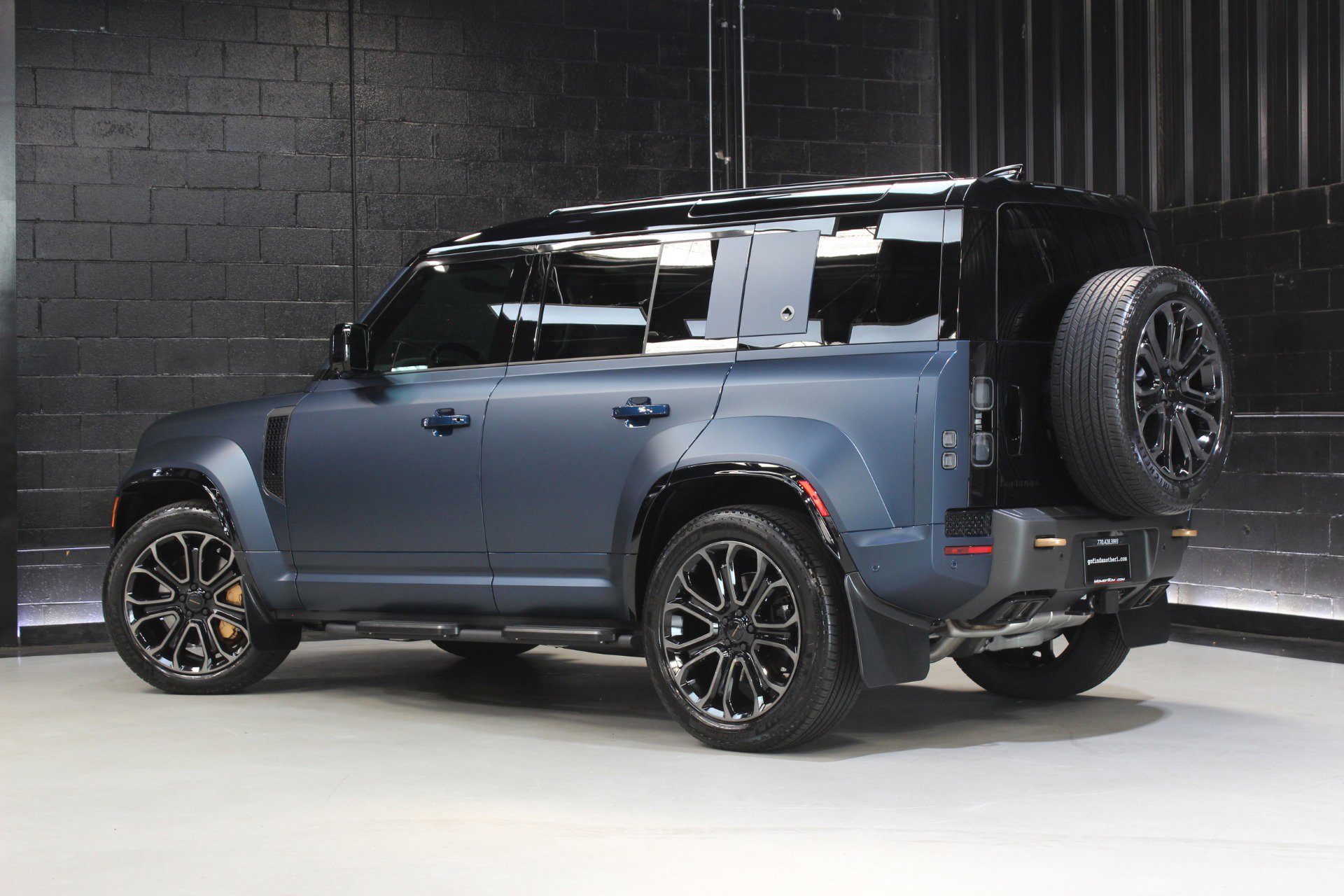 Used 2026 Land Rover Defender 110 OCTA image 90