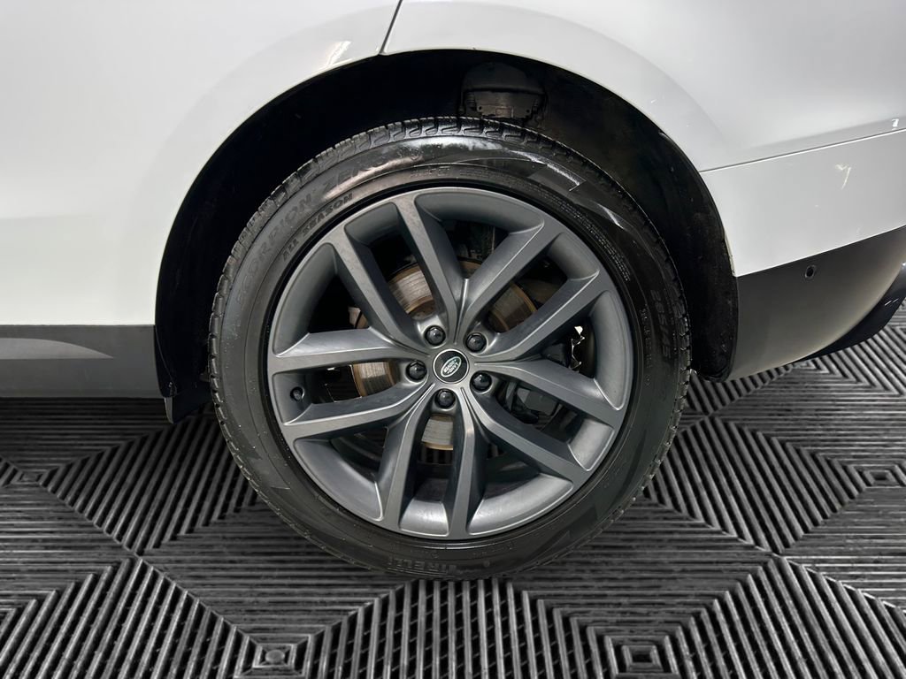 Used 2024 Land Rover Range Rover Sport SE AWD/4WD image 14