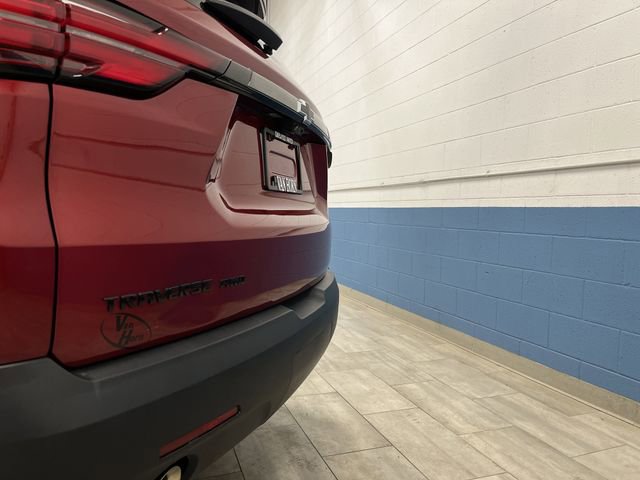 Used 2023 Chevrolet Traverse RS image 39