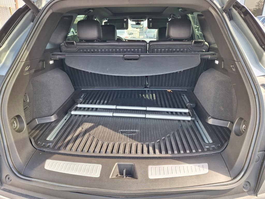 Used 2023 Cadillac XT5 Sportv w/ Technology Package image 25