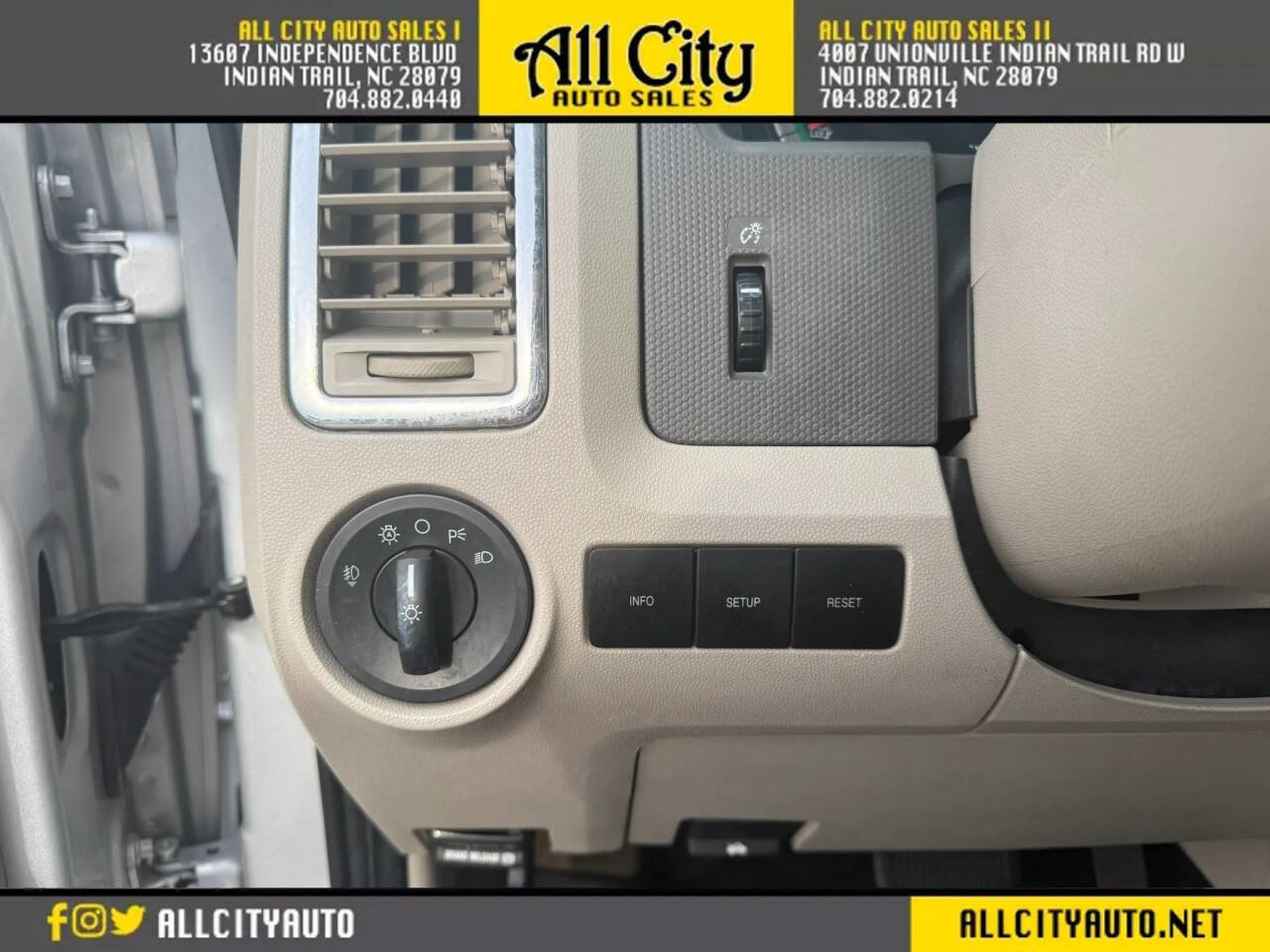 Used 2009 Ford Escape Limited FWD image 22