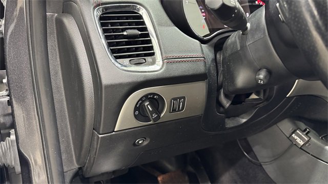 Used 2017 Dodge Durango R/T w/ Technology Group image 22