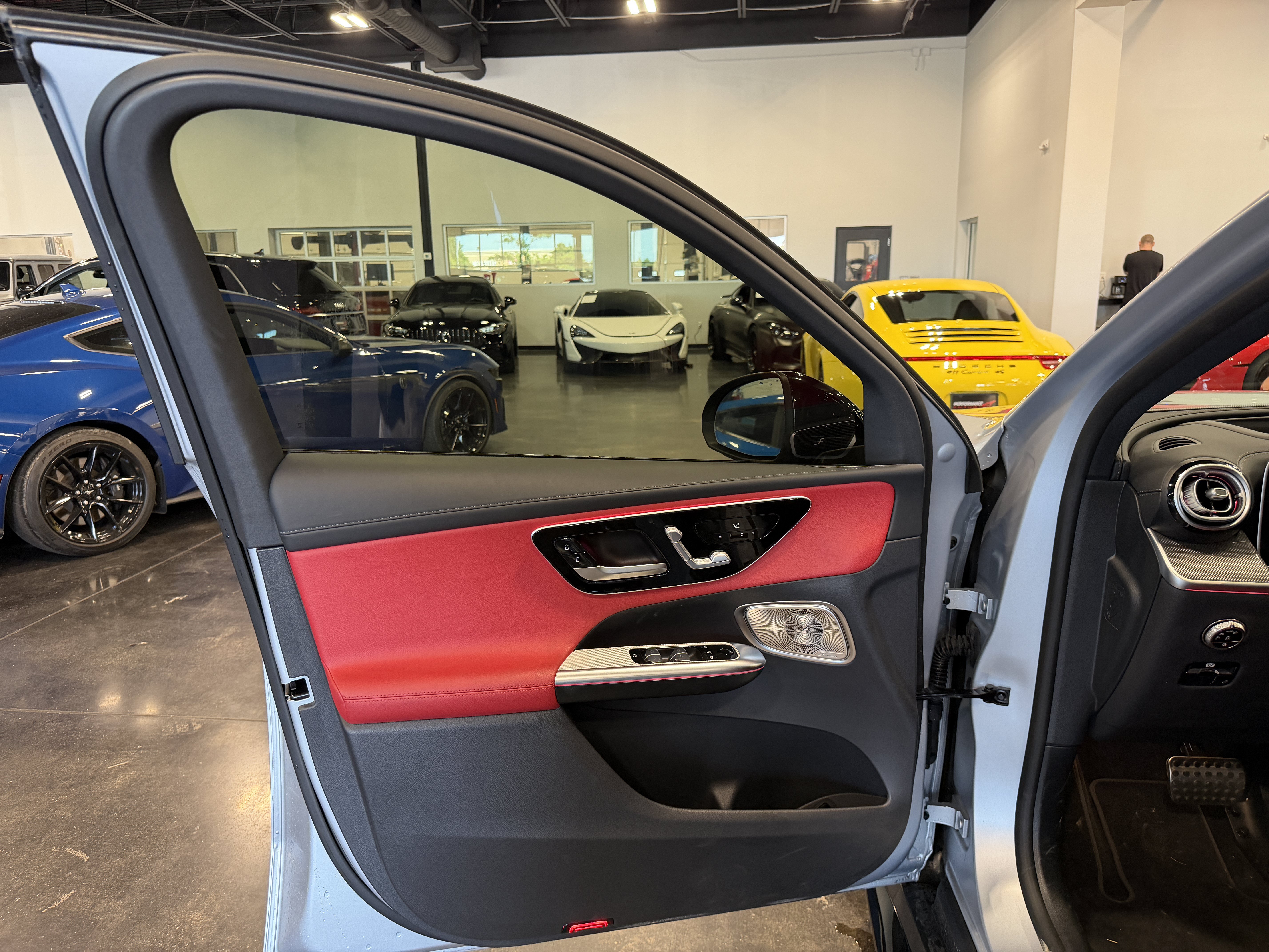 Used 2024 Mercedes-Benz GLC 43 AMG 4MATIC image 10