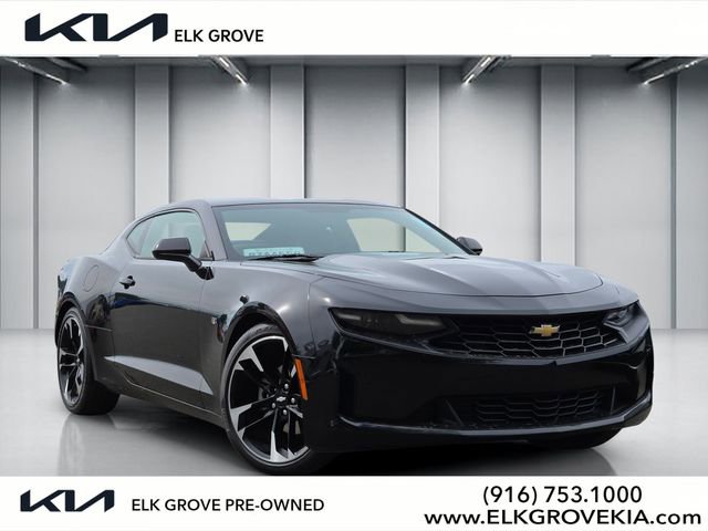 Used 2021 Chevrolet Camaro LT w/ Technology Package image 1