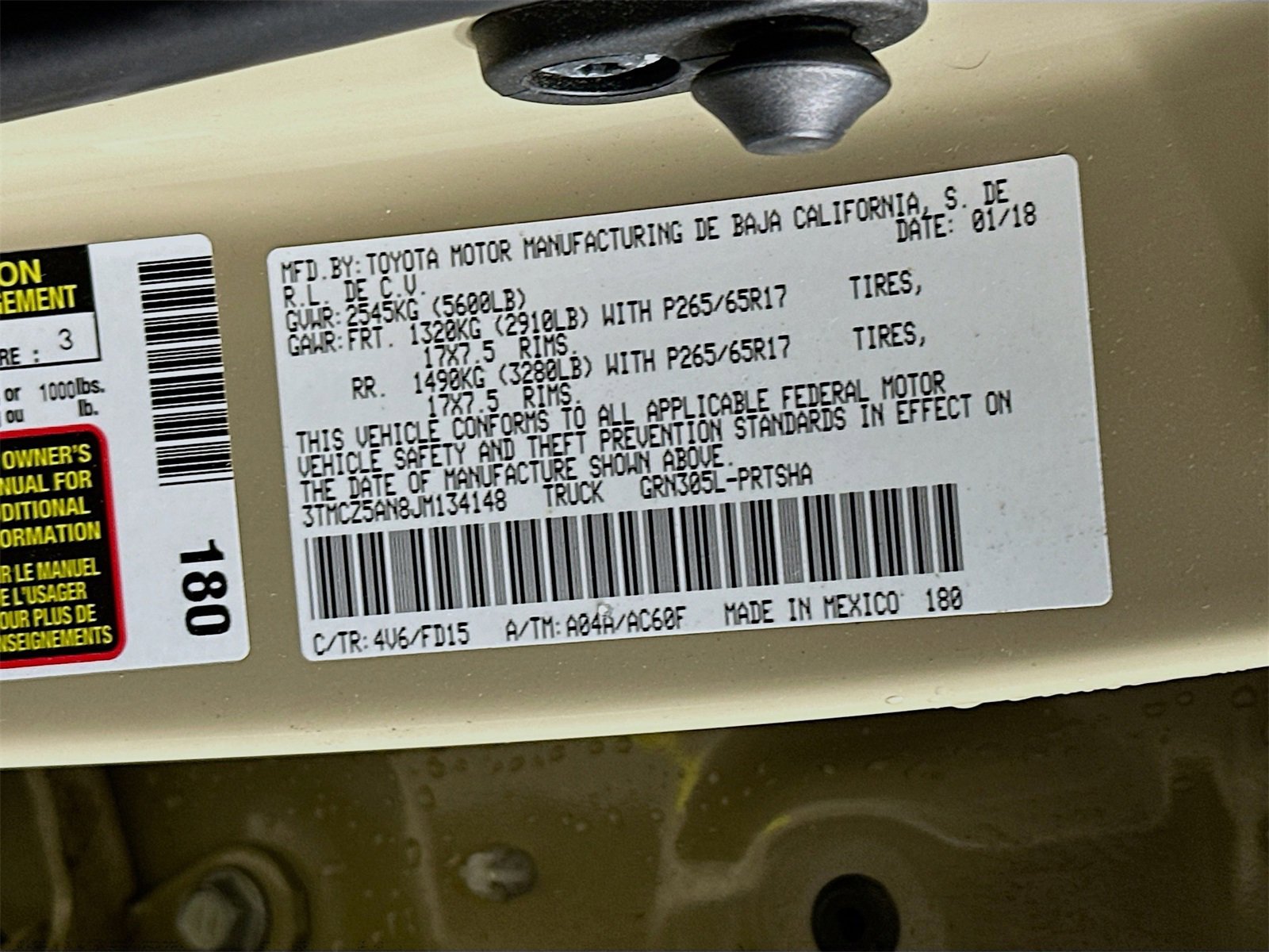 Used 2018 Toyota Tacoma TRD Sport w/ Technology Package image 30