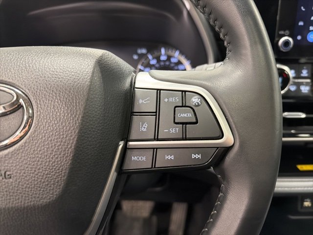 Certified 2024 Toyota Highlander XLE image 79