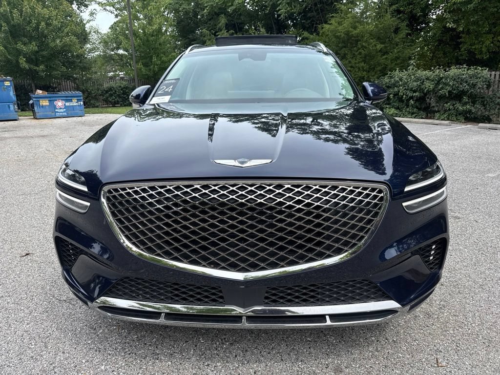 Used 2024 Genesis GV70 2.5T w/ Select Package AWD/4WD image 3