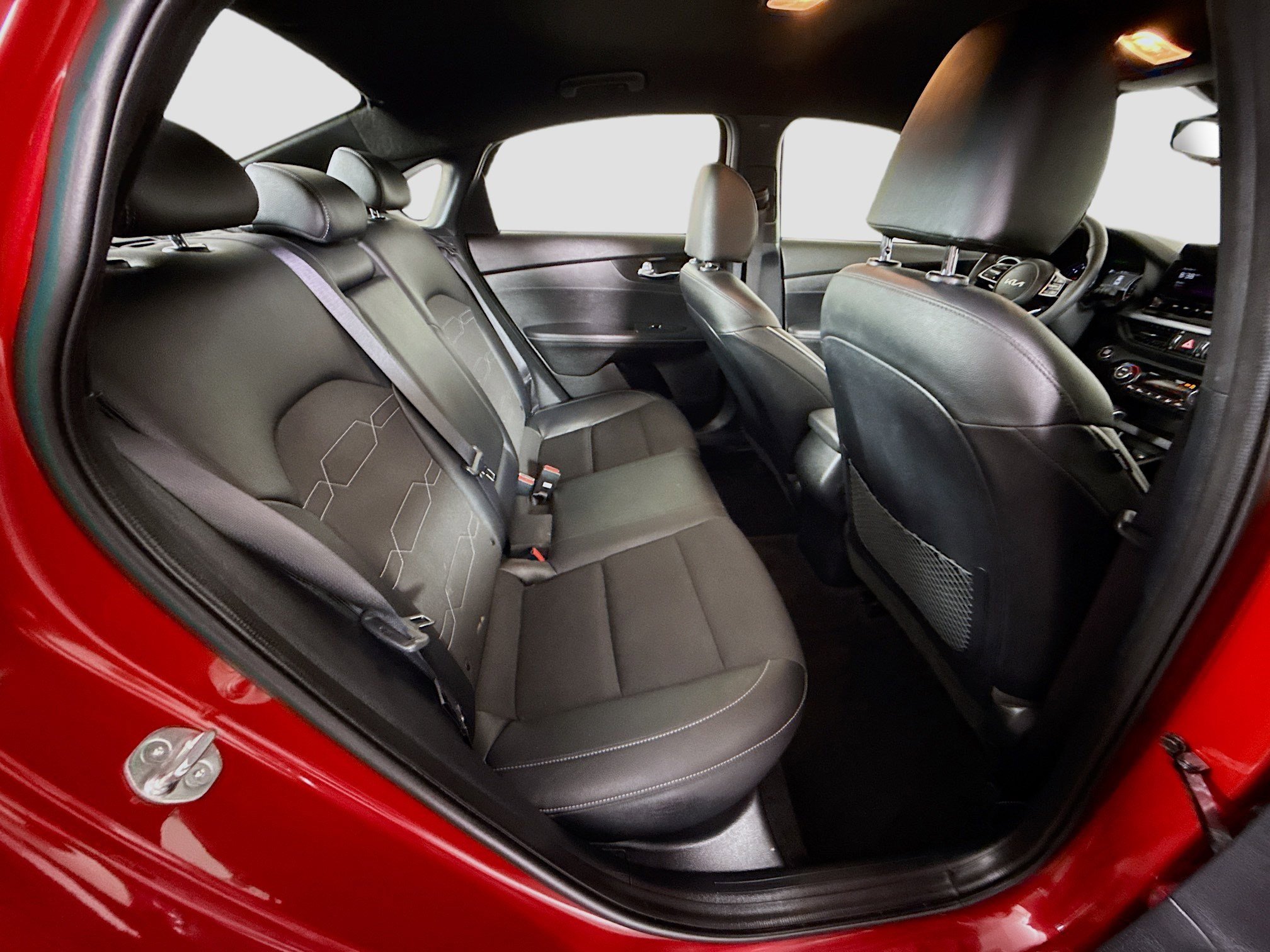 Used 2024 Kia Forte GT-Line image 37