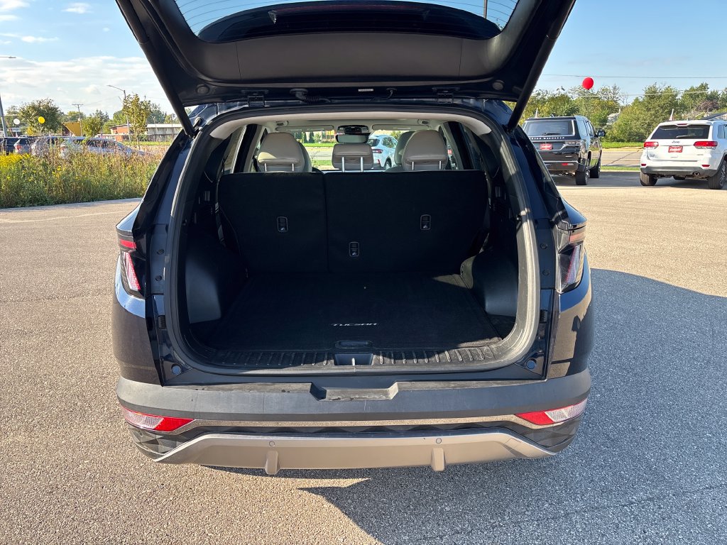 Used 2023 Hyundai Tucson Limited AWD/4WD image 29